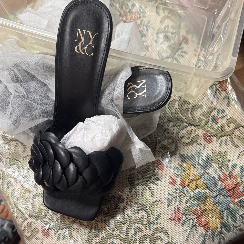 New York & Company Black Floral Sandals